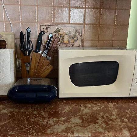 Central Tirana Flat Near Bazaar מראה חיצוני תמונה
